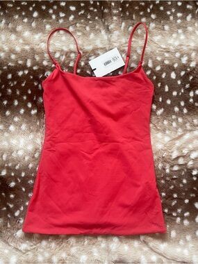 NWT Cherry red Aritzia contour tank